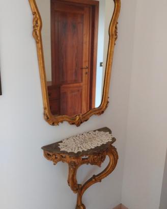 Specchiera con tavolino a muro