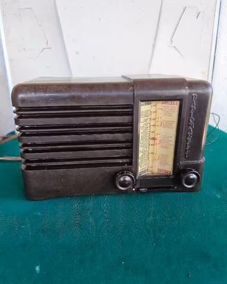 RADIO VALVOLE RADIOMARELLI 9U15 VINTAGE BACHELITE