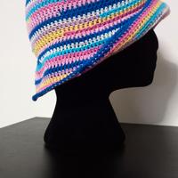 Cappello donna uncinetto
