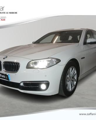 BMW Serie 5 (F10/11) - 520d Touring Luxury