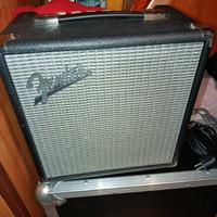 amplificatore Fender 15w per basso