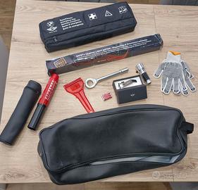 Kit stradale mini bmw con borsa nera.