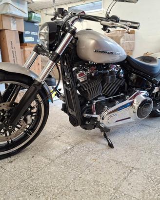 Harley-Davidson Softail Breakout 114
