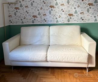 Divano Frau in pelle moderno, modello Metamorfosi