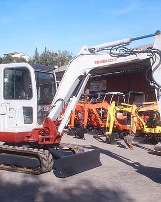 Miniescavatore usato TAKEUCHI TB145