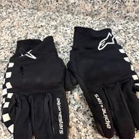 guanti moto alpinestars con protezioni