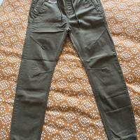 Panataloni uomo Pull&Bear Taglia S verde militare