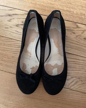 Ballerine nere scamosciate tacco 3 cm fiocco