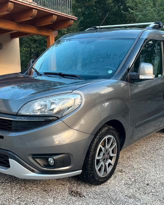 Fiat Doblo 2017 1.6 mjt 16v Trekking 120