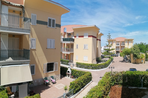 Appartamento arredato vicino al mare