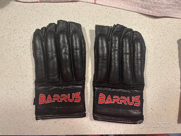 Guantini in pelle e fasce