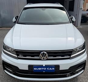 Volkswagen Tiguan 2.0 TDI SCR DSG R-LINE Pack inte