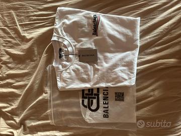 T-shirt Balenciaga