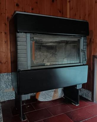 Stufa a legna DEVILLE