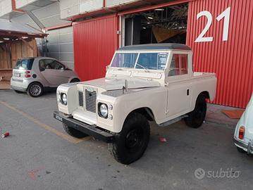 Land Rover Defender 88