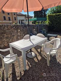 Arredamento da giardino +Ombrellone