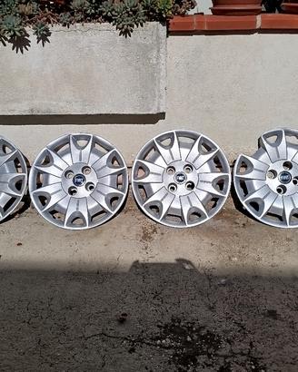 sedili cerchi e varie fiat punto 188