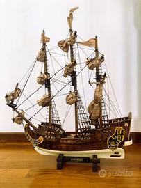 Eccezionale modello di veliero