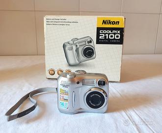 Nikon Coolpix 2100 fotocamera digitale compatta