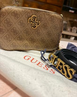 Borsa e cintura guess