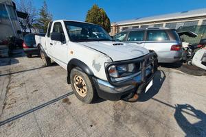 Nissan Navara (D22) 2.5 TD 103CV 4WD Cab. Singola