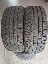 Pirelli Sottozero 225/40 + 245/35 18"