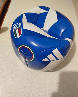 Pallone da calcio Adidas 