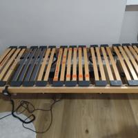 Letto singolo con doghe motorizzate