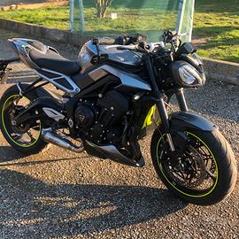 Triumph street triple