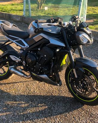 Triumph street triple