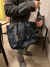 Coccinelle borsa blu ottanio pelle