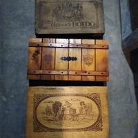 Cassette vintage di legno vuote