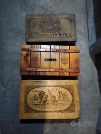 Cassette vintage di legno vuote