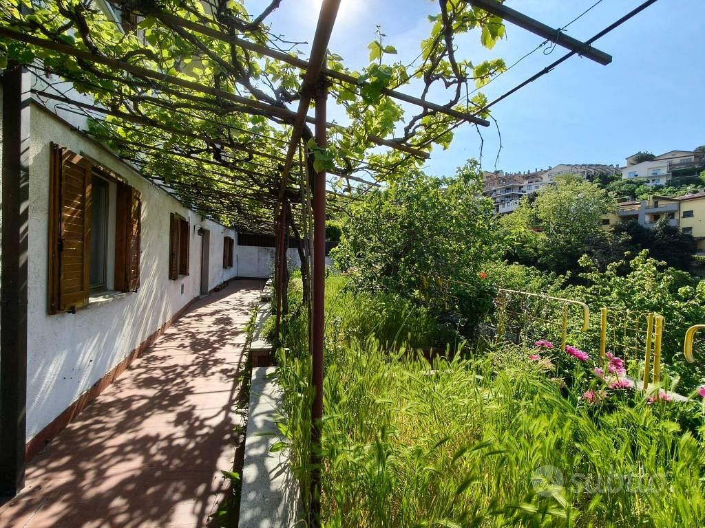 Villa di 208 m² con 5 locali a Trieste - Altro
