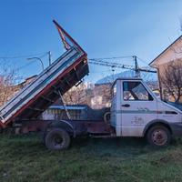 CASSONE RIBALTABILE TRILATERALE IVECO DAILY