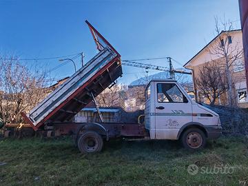 CASSONE RIBALTABILE TRILATERALE IVECO DAILY