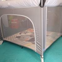 box per bambini pari al nuovo.