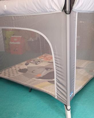 box per bambini pari al nuovo.