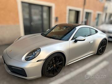 Porsche 911 992 Coupe 3.0 Carrera auto