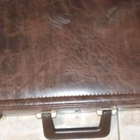 Set posate in valigetta