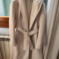 Cappotto dinna bianco con cappuccio e cintura