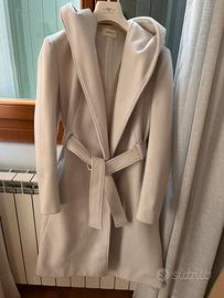 Cappotto dinna bianco con cappuccio e cintura