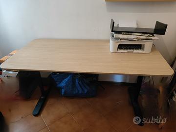 Scrivania Ikea Trotten