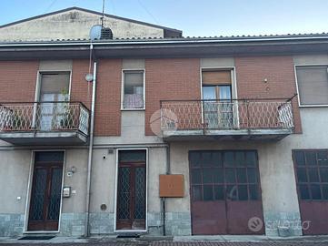CASA SEMINDIPENDENTE A PORTALBERA