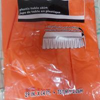 gonna in plastica per tavolo