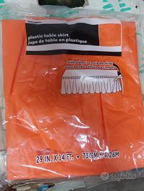 gonna in plastica per tavolo