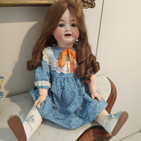 Bambola in porcellana Biscuit