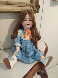 Bambola in porcellana Biscuit