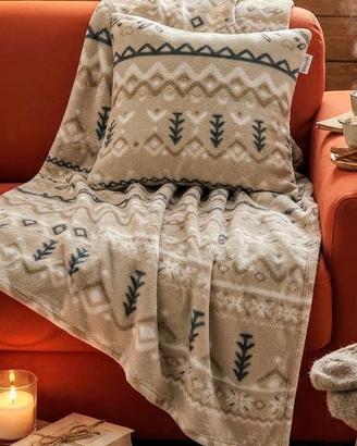 Set coperta maxi + copri cuscino. Nuovo 