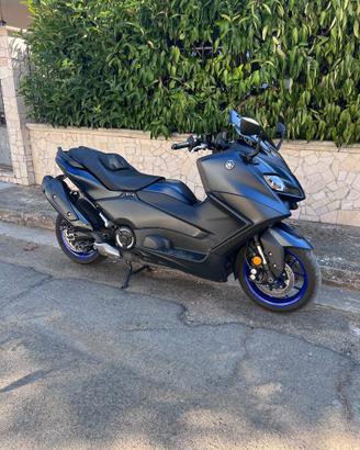 YAMAHA T MAX 560